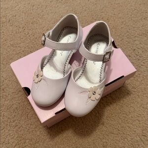 Christie & Jill Kids White Mary Jane Shoes size 9